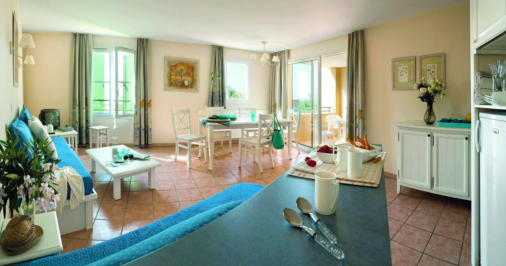 P&V Residence Le Hameau Des Issambrr Sainte-Maxime Ngoại thất bức ảnh